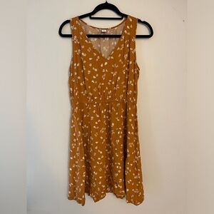 Old Navy Sleeveless V-Neck Dress